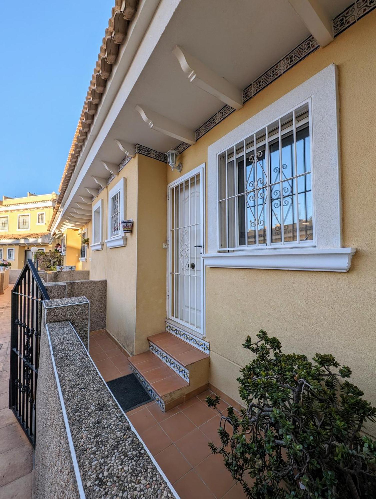 2 Bedroom Algorfa Townhouse With Pool Castillo de Montemar Exterior foto