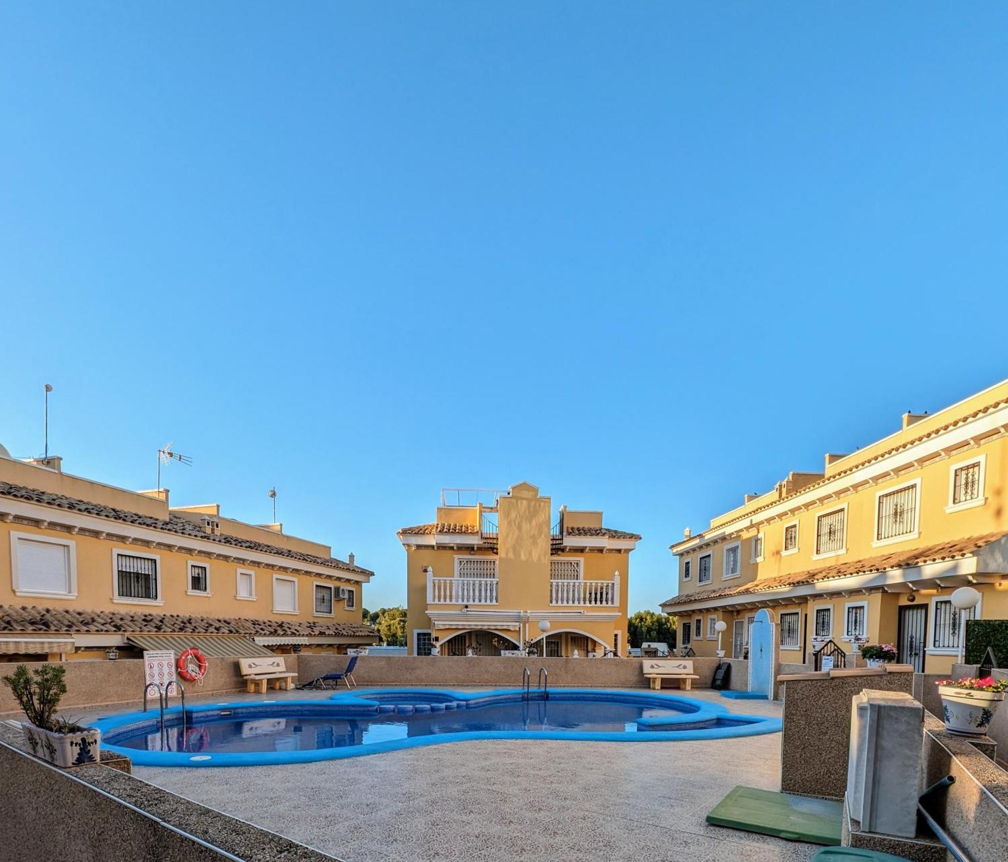 2 Bedroom Algorfa Townhouse With Pool Castillo de Montemar Exterior foto